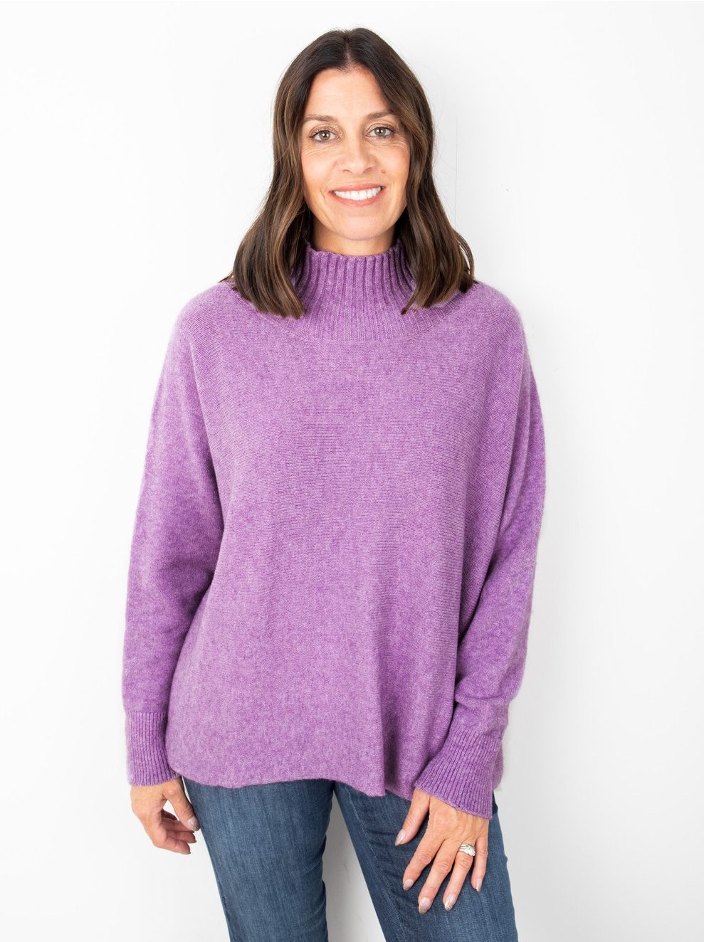 JOLIE BOXY HIGH NECK KNIT (AMAZING BRAND)