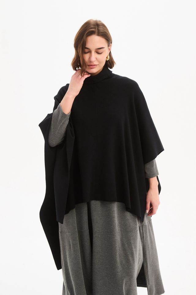 Asymmetrical Crossover Knit Wrap (Tirelli Brand) - Image 7
