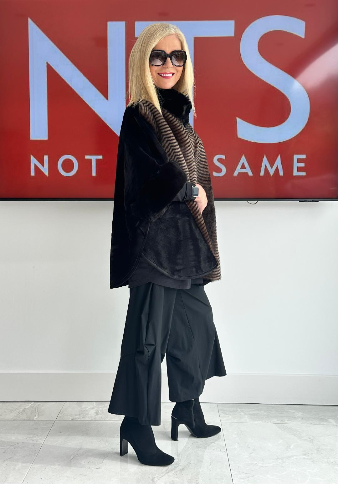Faux Fur Cape (Pia Rossini Brand) - Image 2