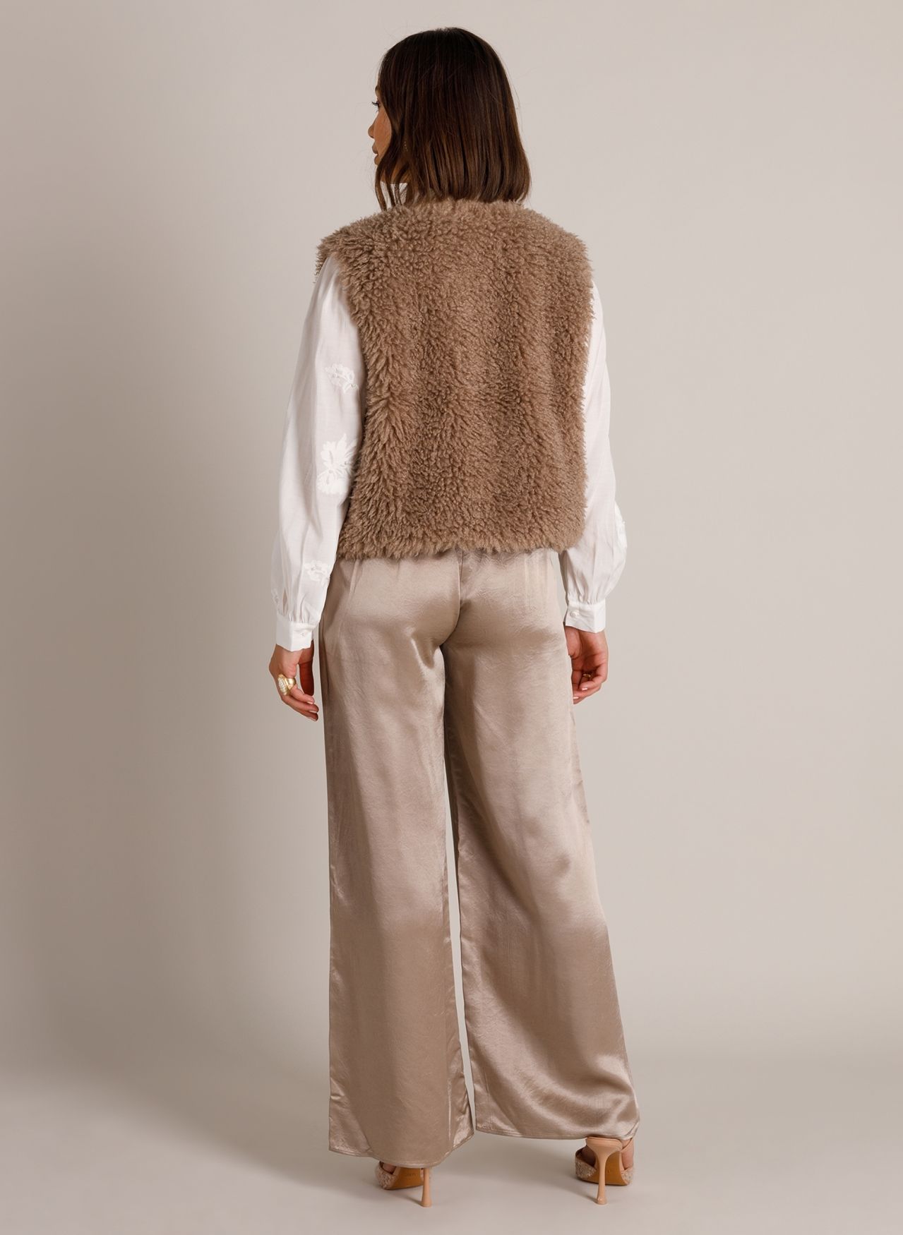 Wilasia Waistcoat (Yest Brand) - Image 4