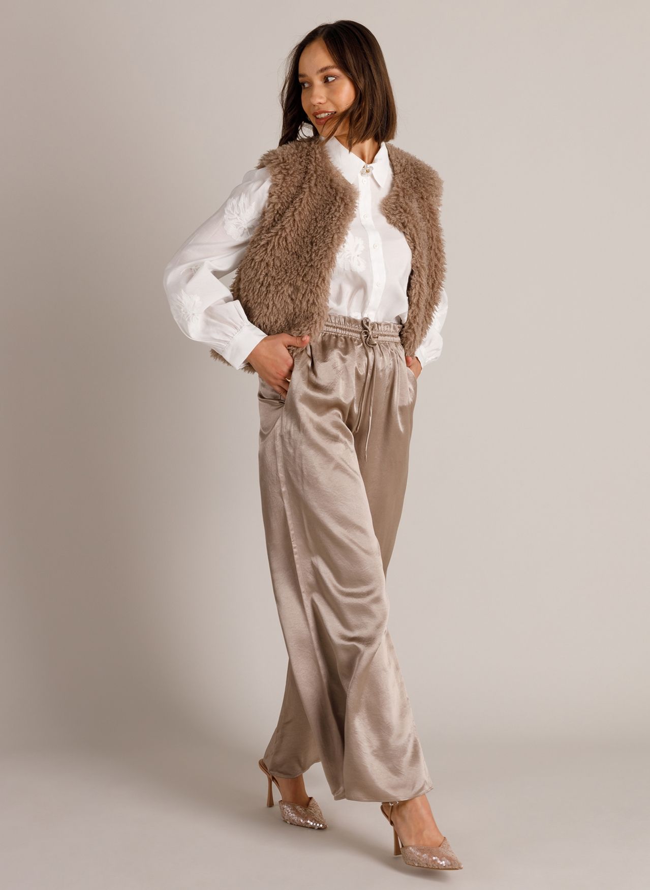 Wilasia Waistcoat (Yest Brand) - Image 3