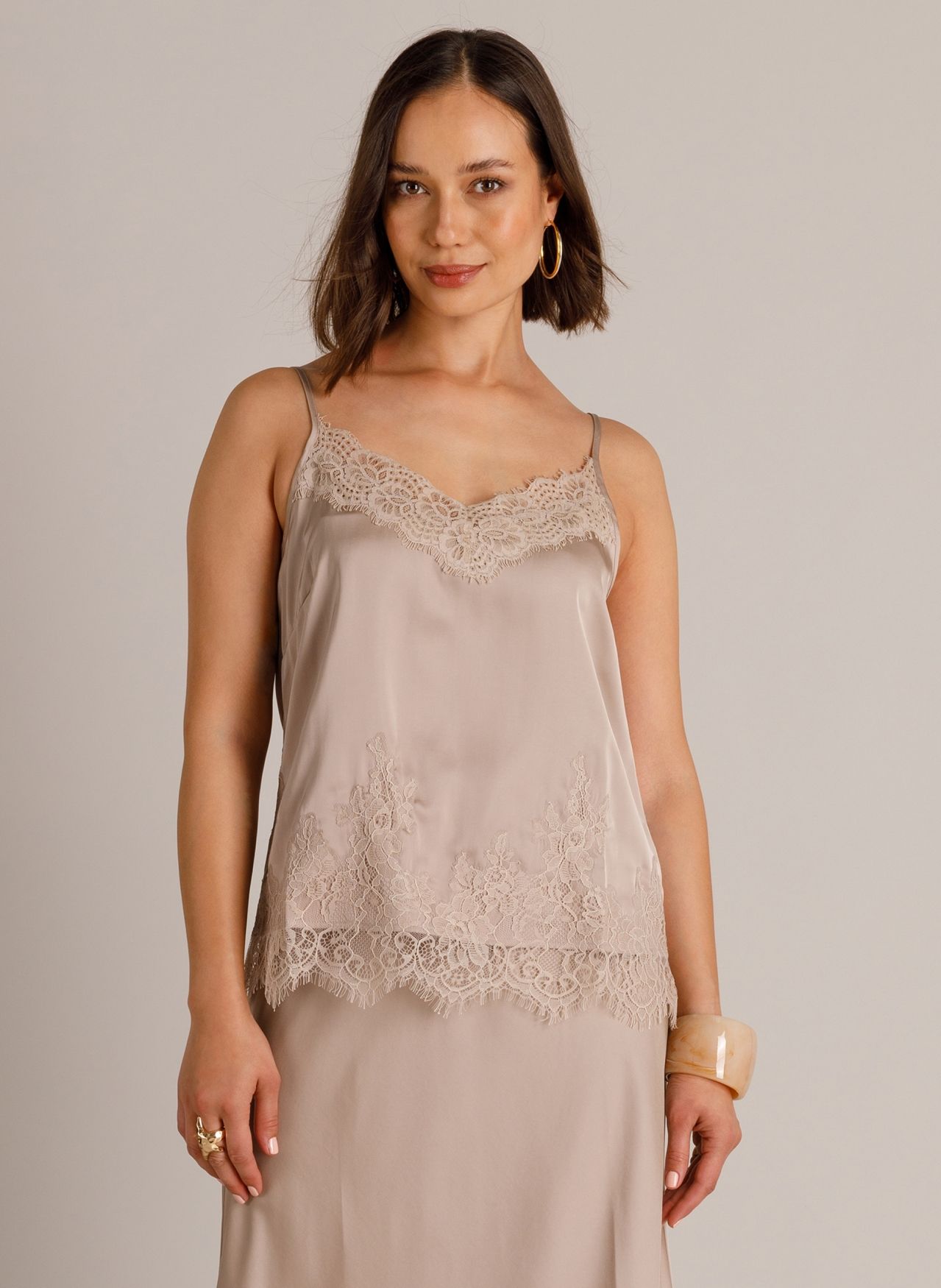 Weslie Top/ Vest (Yest Brand)
