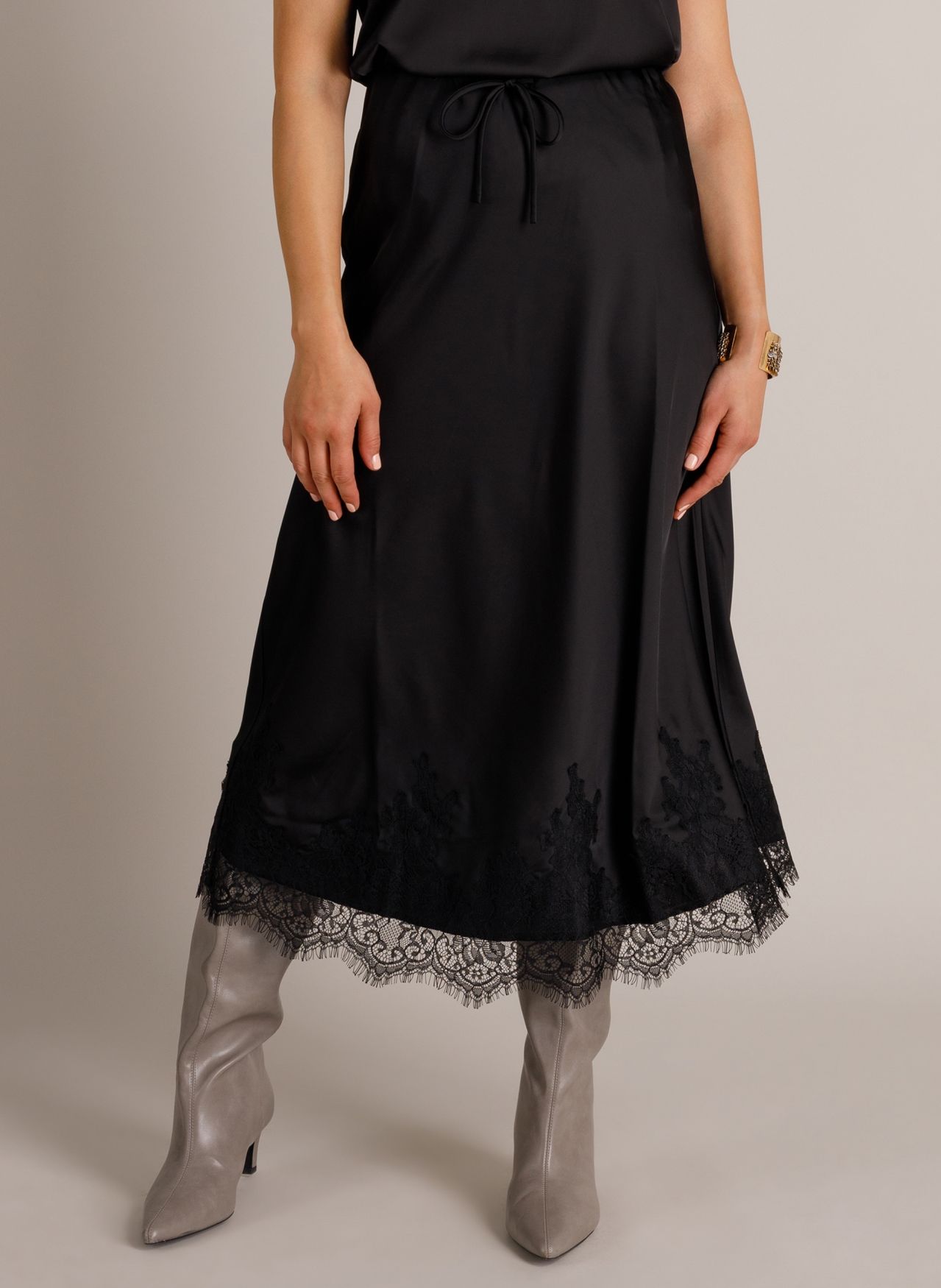 Wismara Skirt (Yest Brand) - Image 2