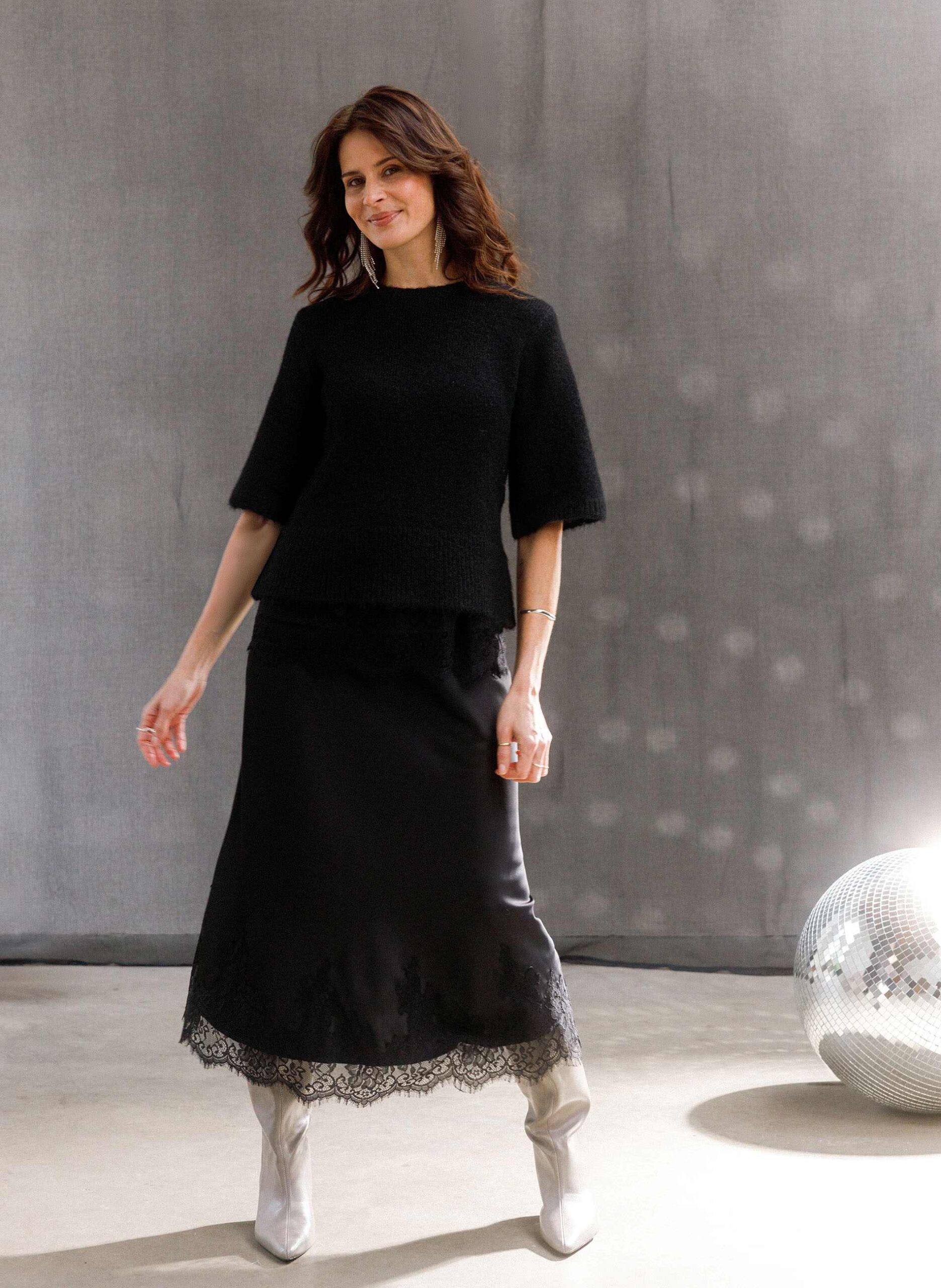 Wismara Skirt (Yest Brand)