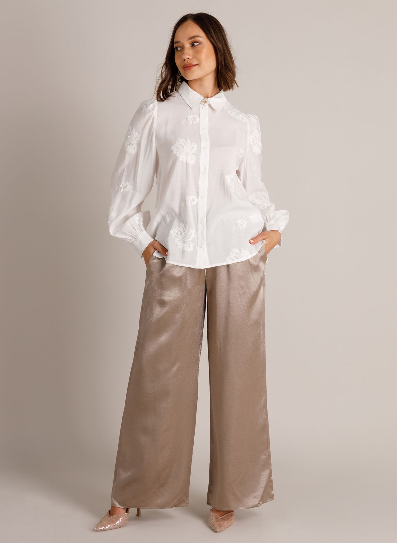 Wynne Blouse (Yest Brand) - Image 2