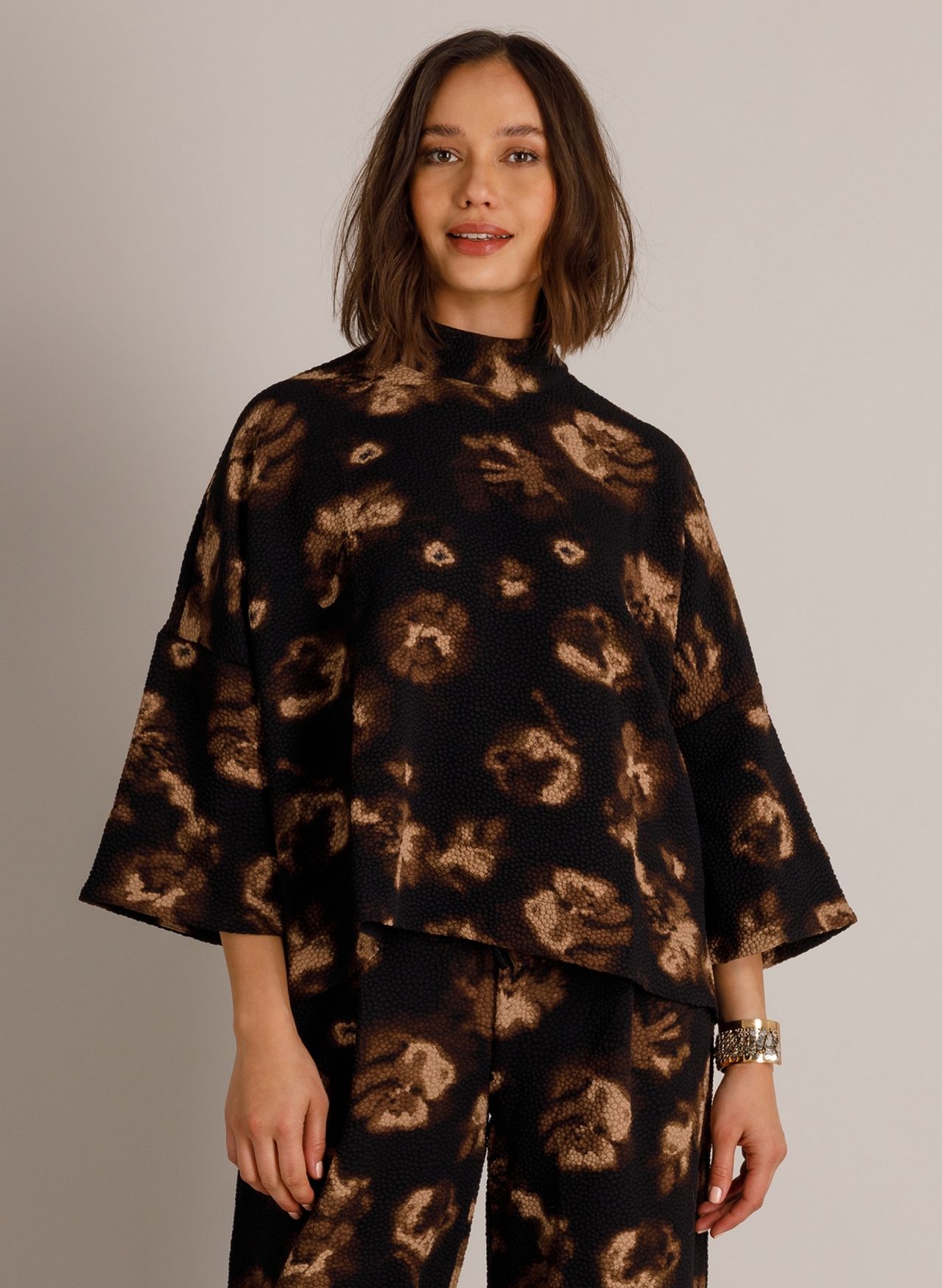 Wiltrude Top/ T-Shirt (Yest Brand)